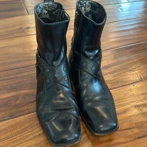 Lounge by Mark Nason-black low zipper boots